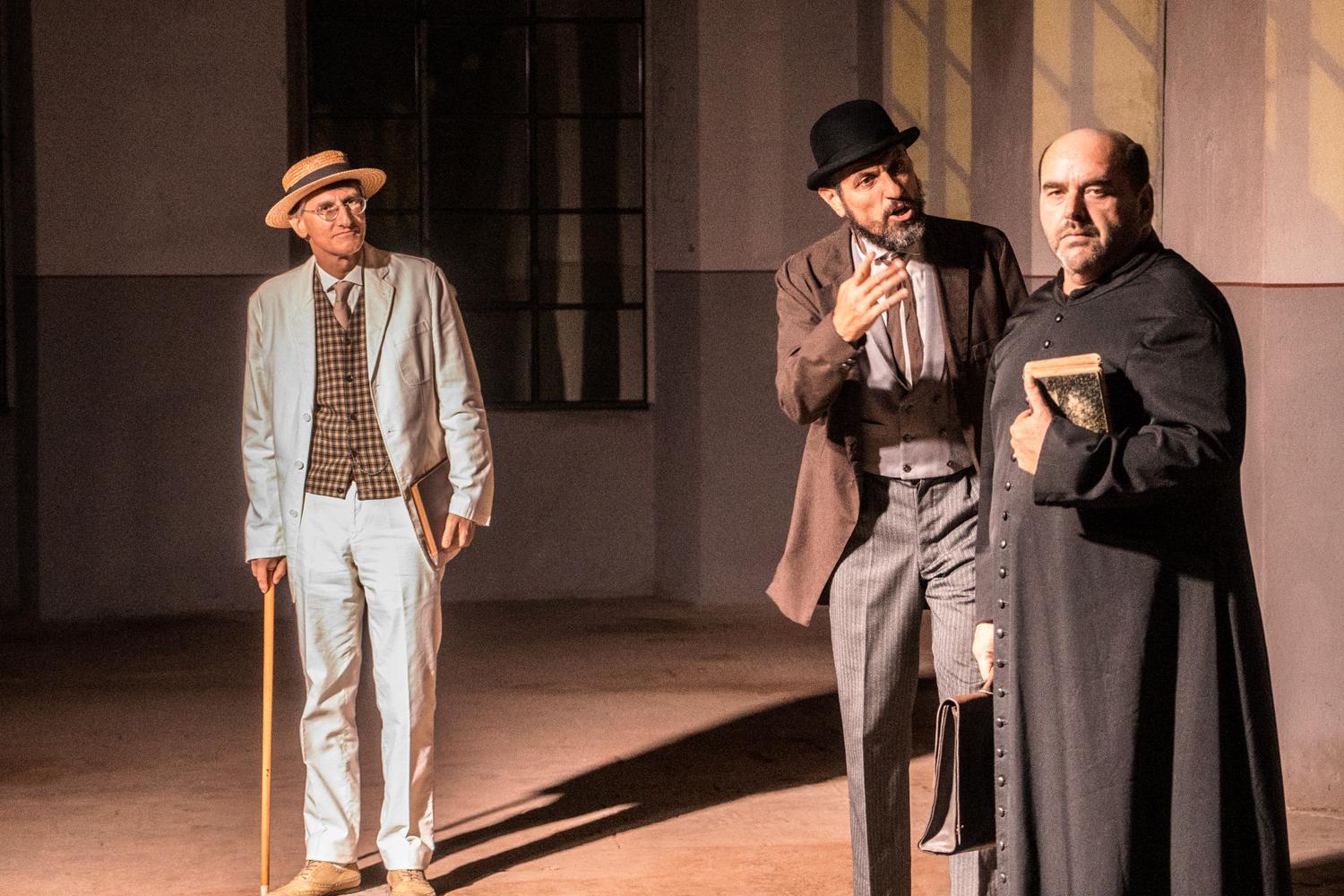 teatr2.jpg